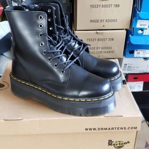 Dr. Martens Jadon Boot